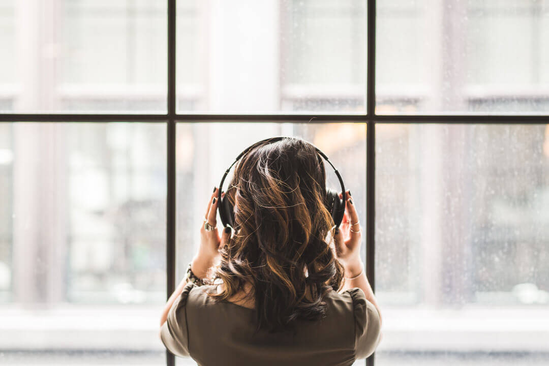 use headphones to be more productive